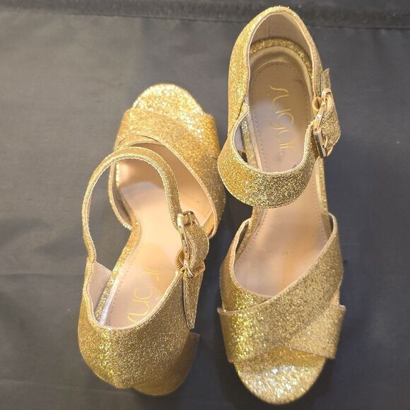SUGAR LEEZA GOLD GLITTER CRISS-CROSS STRAP BLOCK HEEL HEIGHT SANDAL - Picture 5 of 16